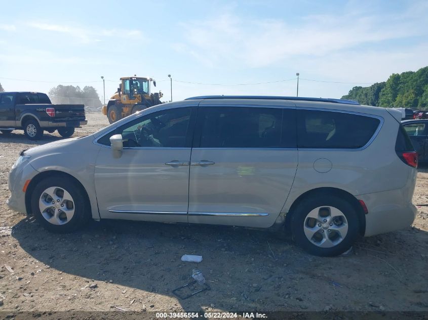 2017 Chrysler Pacifica Touring-L Plus VIN: 2C4RC1EG2HR584428 Lot: 39456554