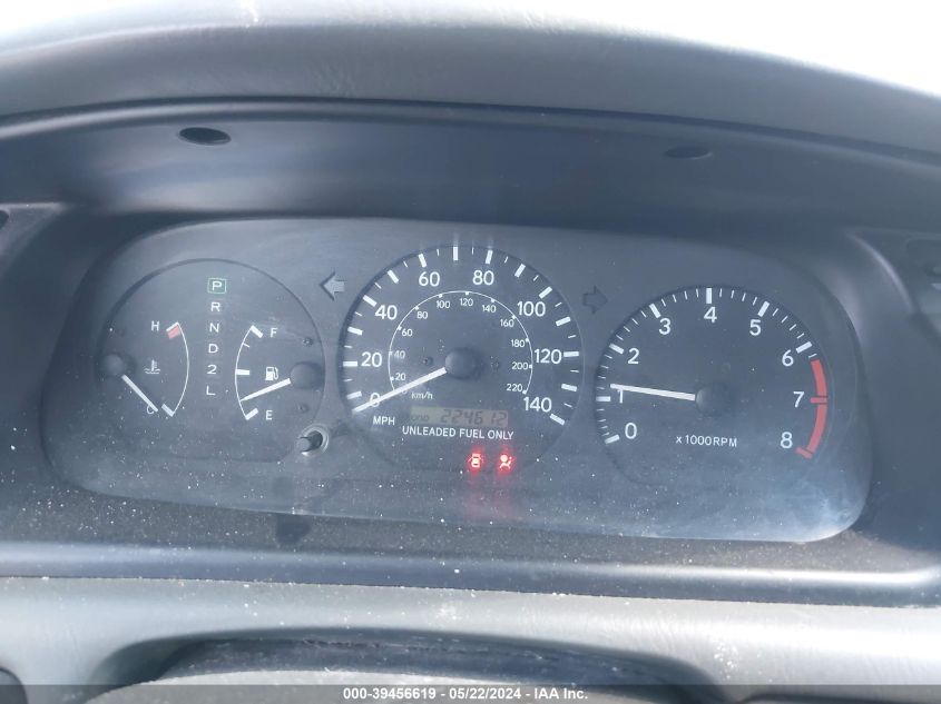 1999 Toyota Camry Le VIN: 4T1BG22K9XU450940 Lot: 39456619