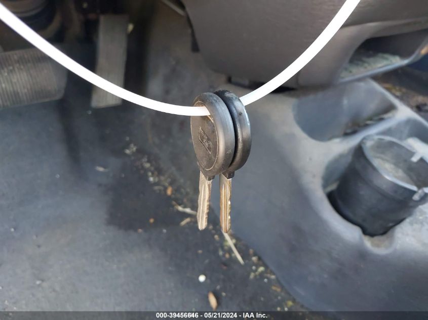 2000 Dodge Neon Highline VIN: 1B3ES46C8YD823080 Lot: 39456646