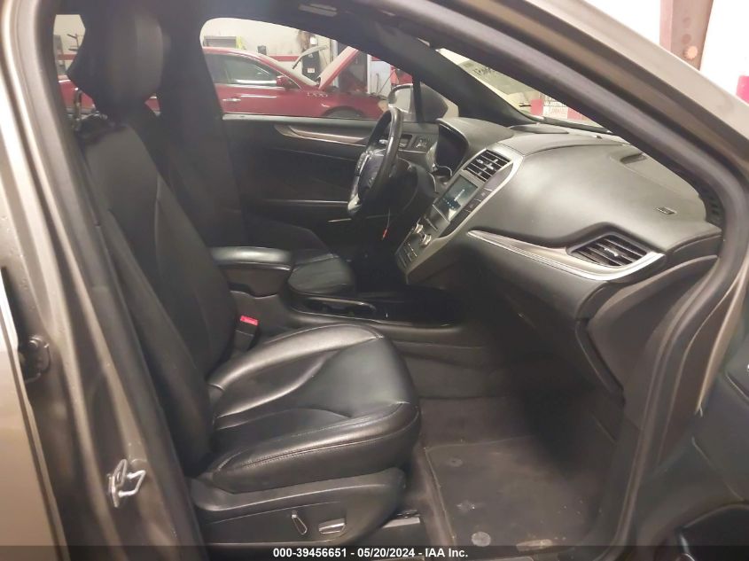VIN 5LMCJ1D97HUL69475 2017 LINCOLN MKC PREMIERE