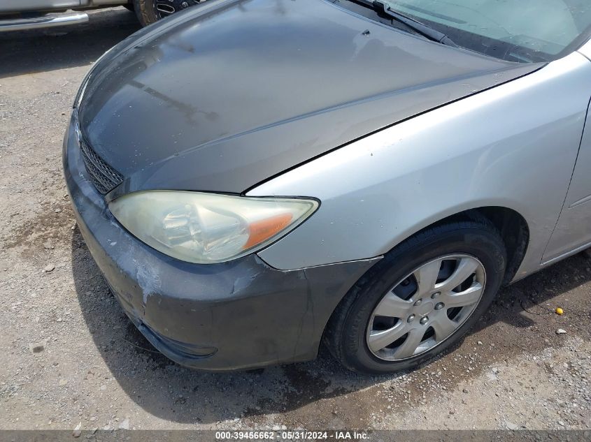 2004 Toyota Camry Le VIN: 4T1BE32K74U364792 Lot: 39456662