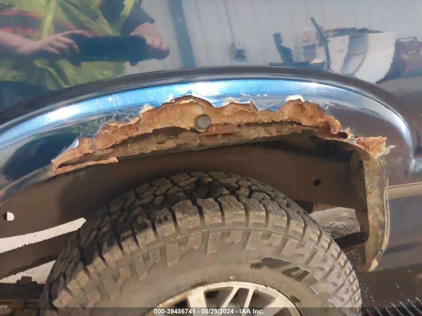 1999 GMC Sonoma Sls VIN: 1GTDT19X9X8526590 Lot: 39456741