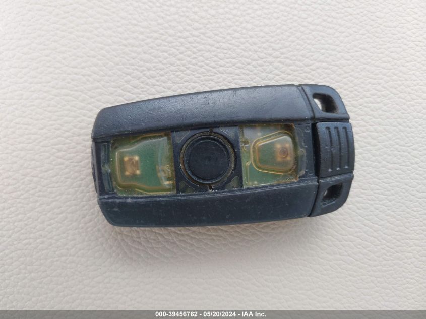 2010 BMW 328I VIN: WBAWB3C51AP481721 Lot: 39456762