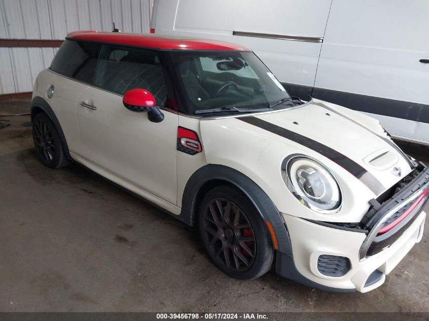 2016 Mini Hardtop John Cooper Works VIN: WMWXM9C51GT996946 Lot: 39456798