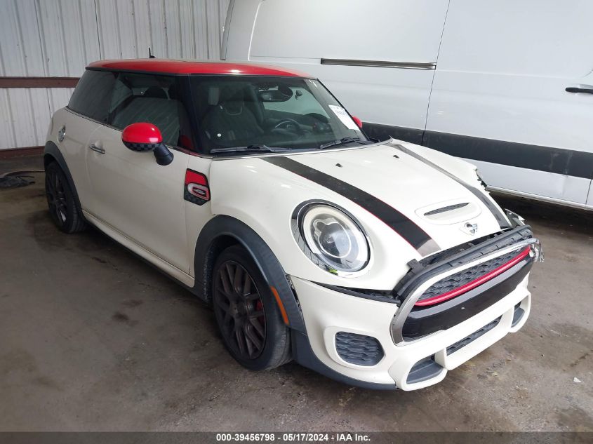 2016 Mini Hardtop John Cooper Works VIN: WMWXM9C51GT996946 Lot: 39456798