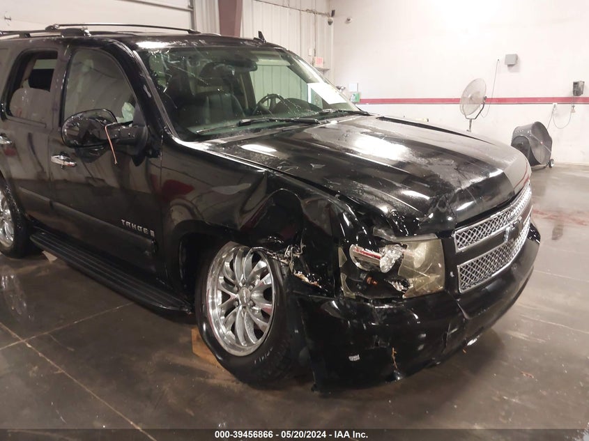 2007 Chevrolet Tahoe Ltz VIN: 1GNFK13037J270194 Lot: 39456866
