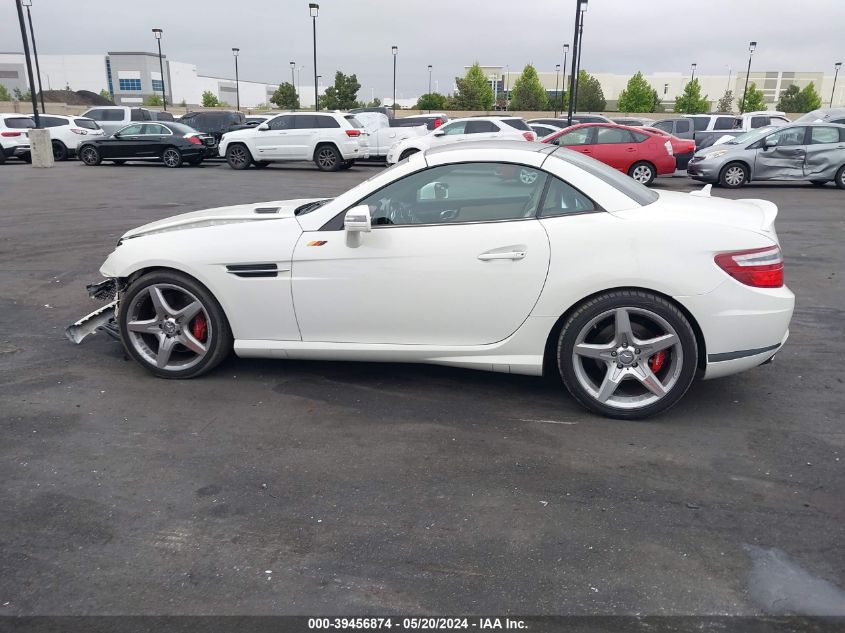 2013 Mercedes-Benz Slk 350 VIN: WDDPK5HA0DF064325 Lot: 39456874