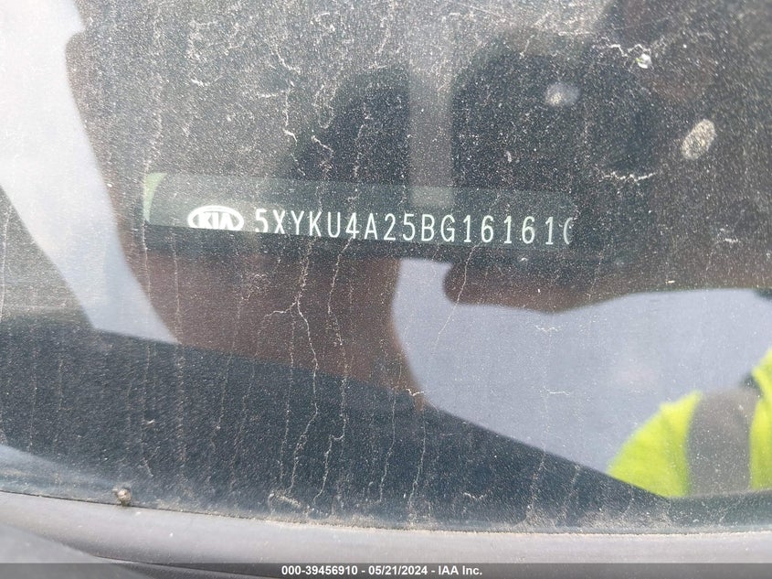 2011 Kia Sorento Ex V6 VIN: 5XYKU4A25BG161610 Lot: 39456910