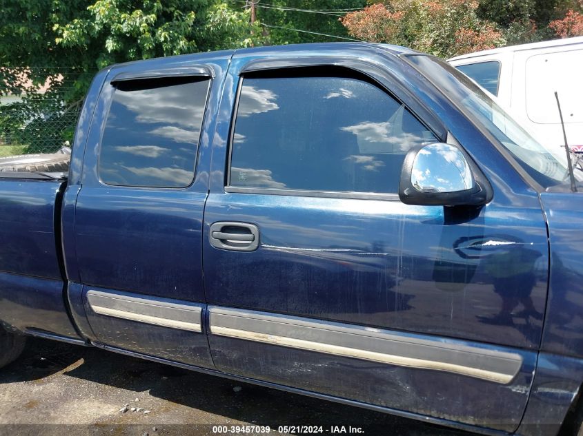 2005 Chevrolet Silverado 1500 Ls VIN: 2GCEC19VX51327213 Lot: 39457039