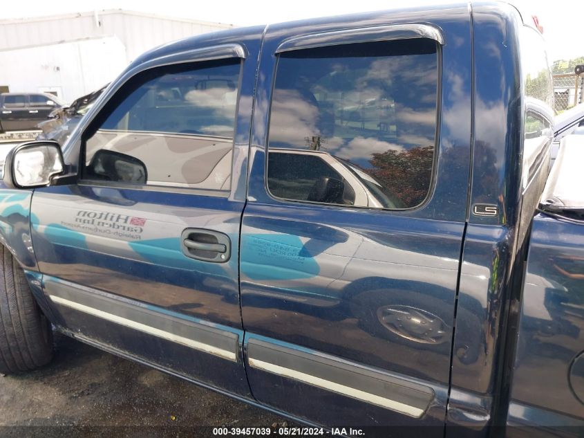 2005 Chevrolet Silverado 1500 Ls VIN: 2GCEC19VX51327213 Lot: 39457039