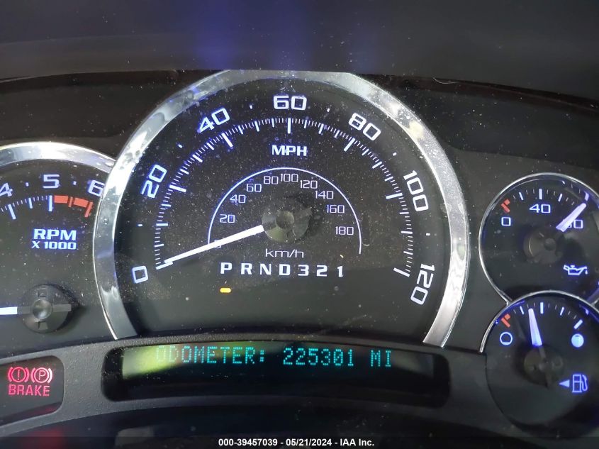 2005 Chevrolet Silverado 1500 Ls VIN: 2GCEC19VX51327213 Lot: 39457039