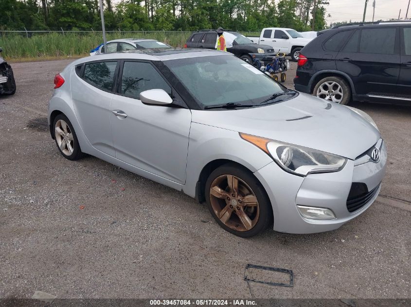 2014 Hyundai Veloster Base W/Black VIN: KMHTC6AD5EU194660 Lot: 39457084