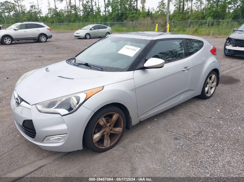 2014 Hyundai Veloster Base W/Black VIN: KMHTC6AD5EU194660 Lot: 39457084