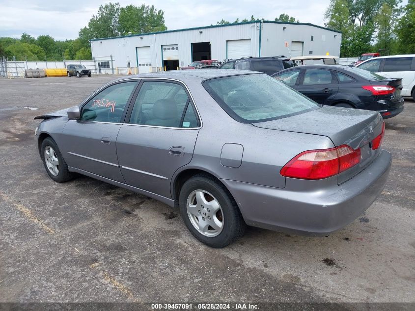 2000 Honda Accord 3.0 Ex VIN: 1HGCG1658YA093942 Lot: 39457091