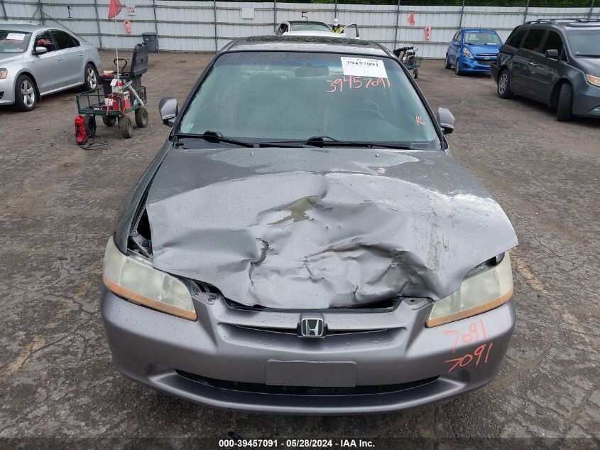 2000 Honda Accord 3.0 Ex VIN: 1HGCG1658YA093942 Lot: 39457091