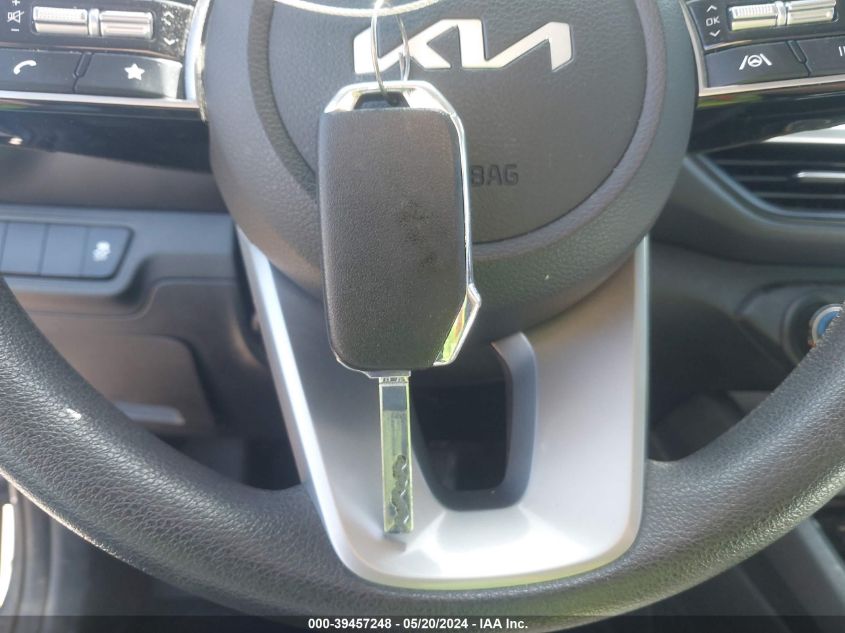 2023 Kia Forte Lx VIN: 3KPF24AD8PE565742 Lot: 39457248