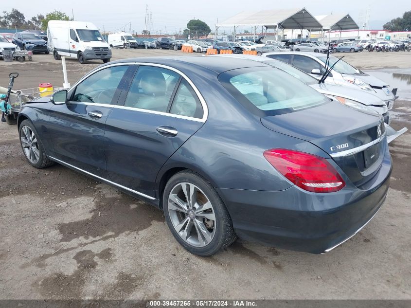 2015 Mercedes-Benz C 300 4Matic/Luxury 4Matic/Sport 4Matic VIN: 55SWF4KB7FU010497 Lot: 39457265