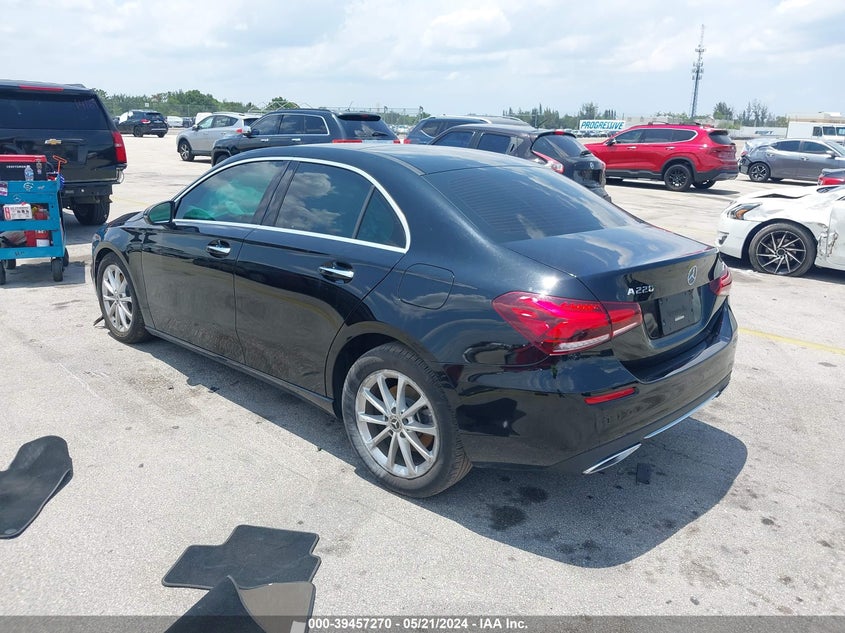 2020 Mercedes-Benz A 220 VIN: W1K3G4EB2LJ230783 Lot: 39457270