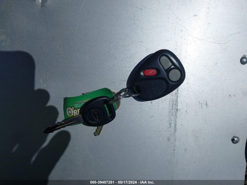 2000 Chevrolet Silverado 1500 Ls VIN: 1GCEC19V8YZ370914 Lot: 39457281