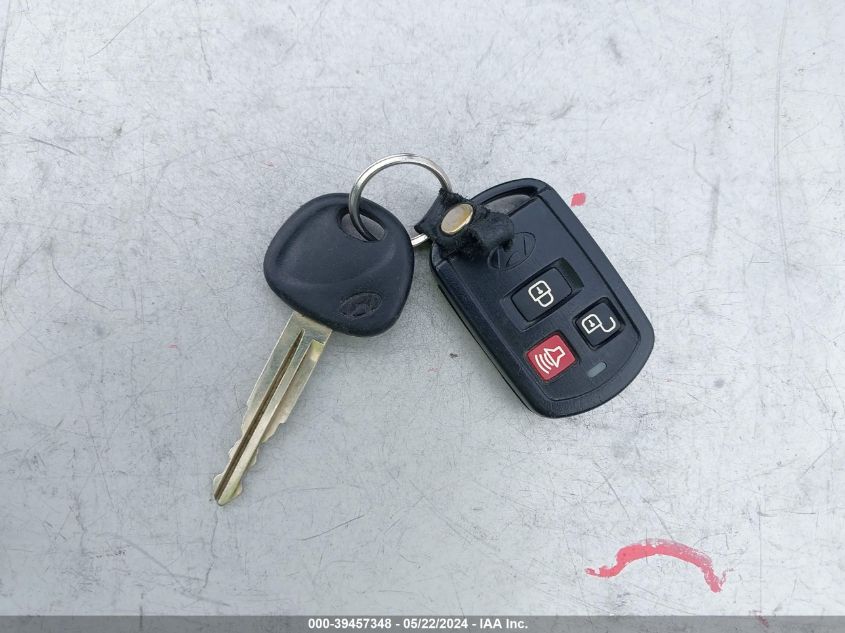 2005 Hyundai Elantra Gls/Gt VIN: KMHDN46D55U170242 Lot: 39457348