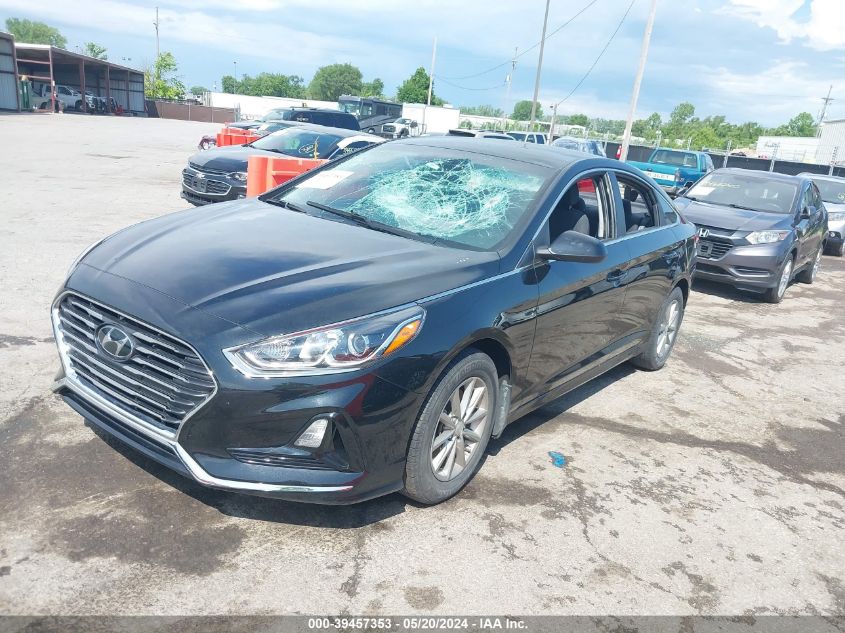 5NPE24AF5JH710252 2018 HYUNDAI SONATA - Image 2