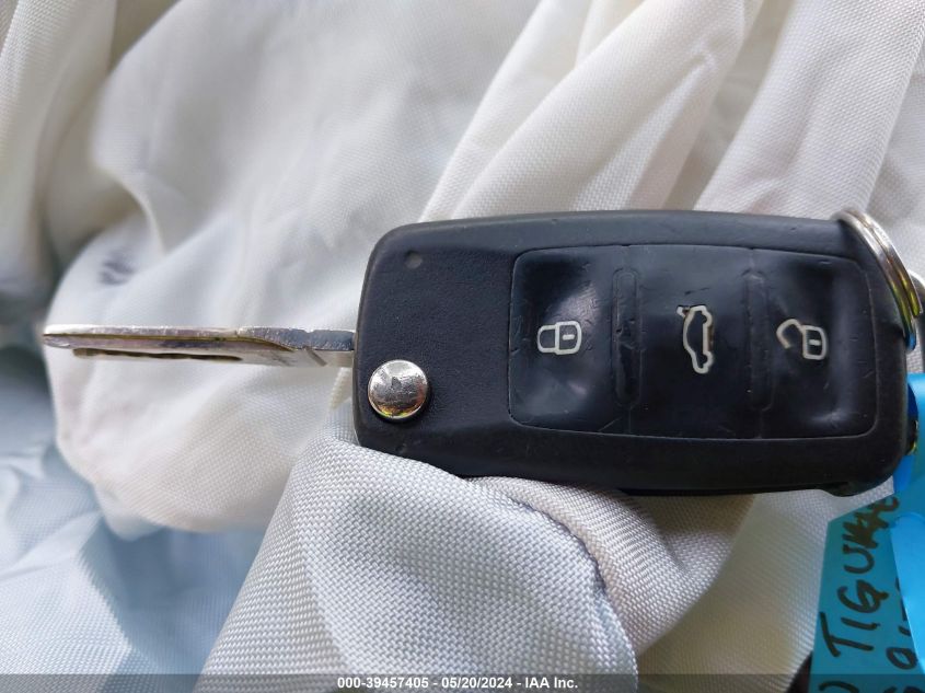 2010 Volkswagen Tiguan S VIN: WVGAV7AX3AW519161 Lot: 39457405