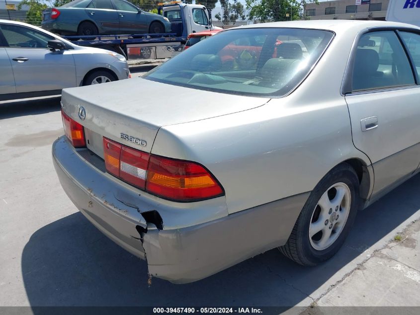 1998 Lexus Es 300 VIN: JT8BF28G7W0108109 Lot: 39457490