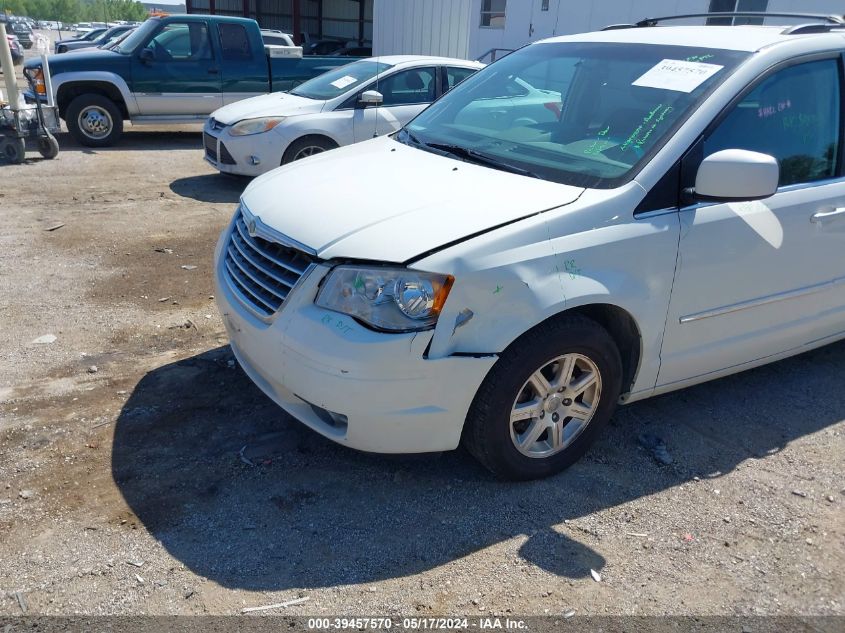 2009 Chrysler Town & Country Touring VIN: 2A8HR541X9R665749 Lot: 39457570