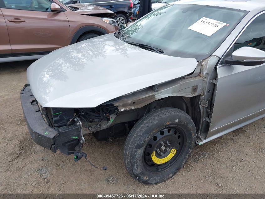 2012 Volkswagen Passat 3.6L V6 Sel Premium VIN: 1VWCM7A32CC010628 Lot: 39457726