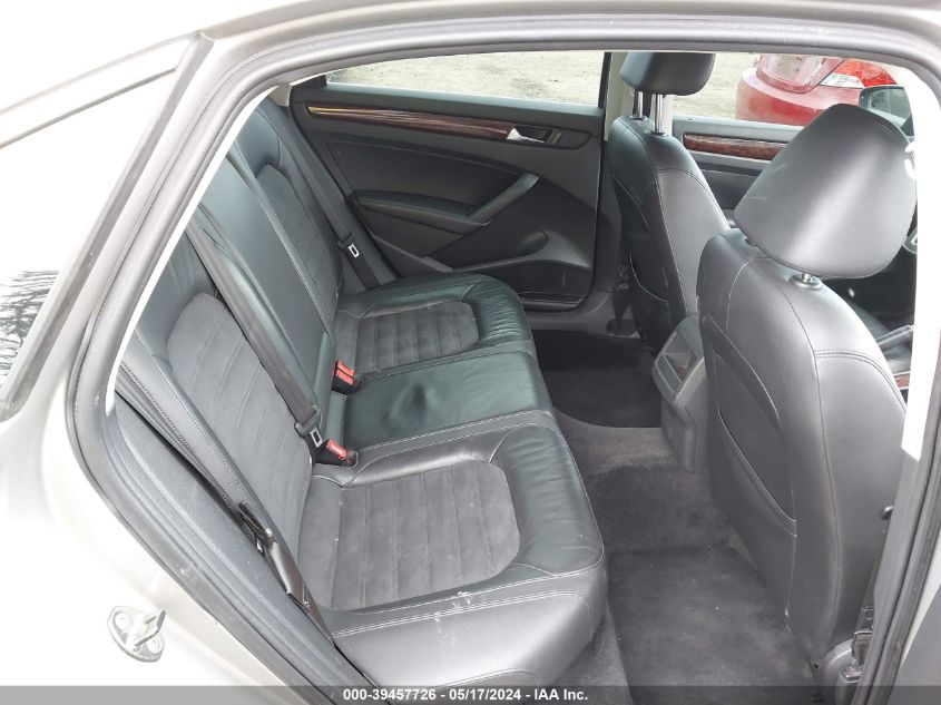 2012 Volkswagen Passat 3.6L V6 Sel Premium VIN: 1VWCM7A32CC010628 Lot: 39457726