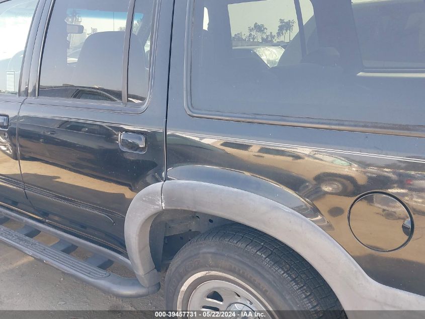 2000 Ford Explorer Xls VIN: 1FMDU62X3YZB05671 Lot: 39457731