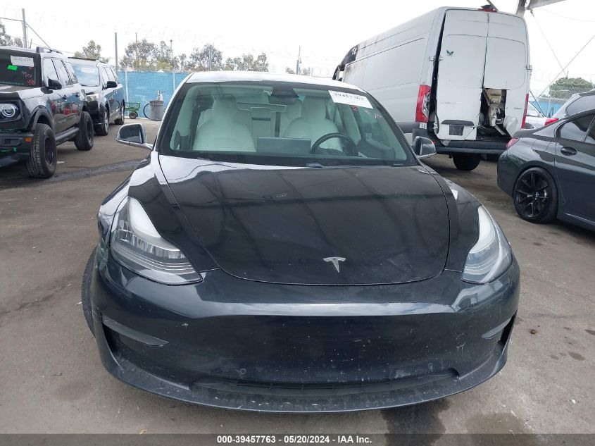 2018 Tesla Model 3 Long Range/Performance VIN: 5YJ3E1EB9JF135995 Lot: 39457763