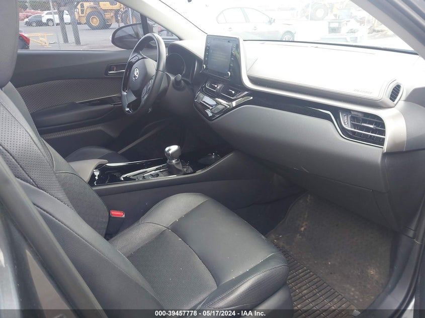 2022 Toyota C-Hr Limited VIN: NMTKHMBXXNR142815 Lot: 39457778