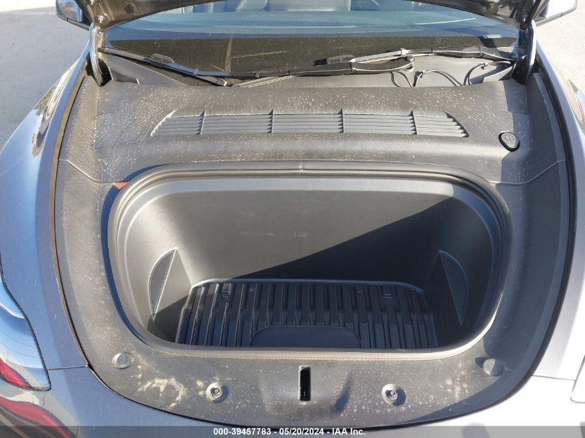 2023 Tesla Model Y Awd/Long Range Dual Motor All-Wheel Drive VIN: 7SAYGDEE9PF978201 Lot: 39457783