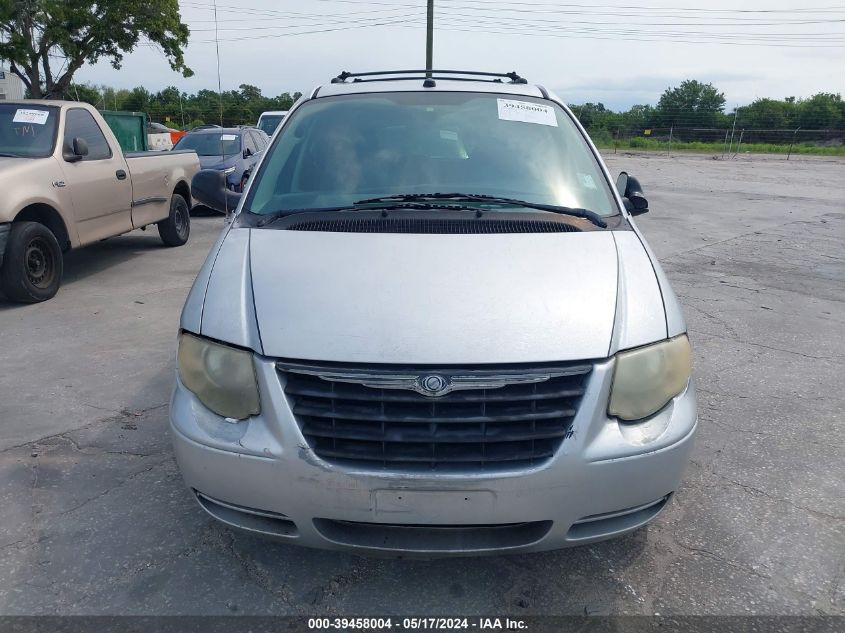2005 Chrysler Town & Country Touring VIN: 2C4GP54LX5R490925 Lot: 39458004