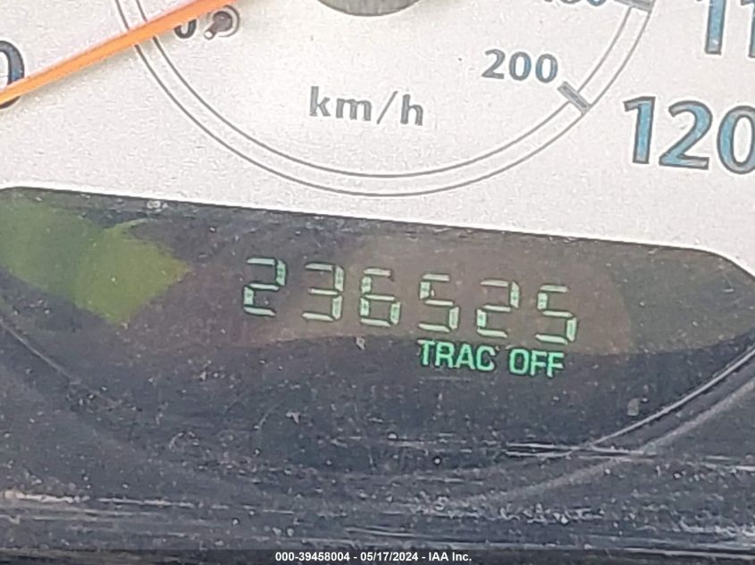 2005 Chrysler Town & Country Touring VIN: 2C4GP54LX5R490925 Lot: 39458004