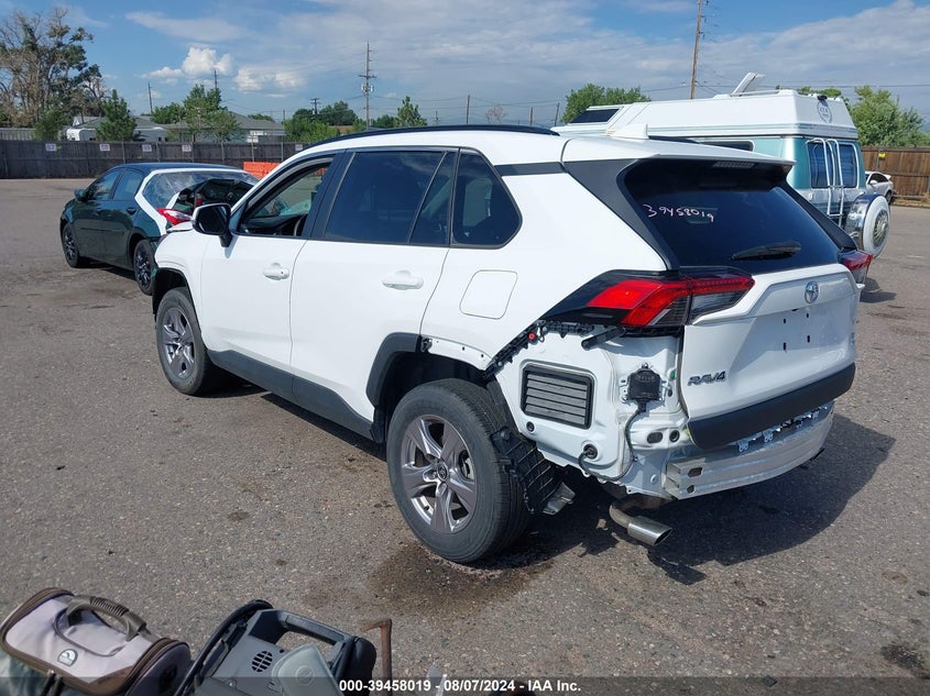 VIN 2T3P1RFV5NW278026 2022 TOYOTA RAV4 XLE