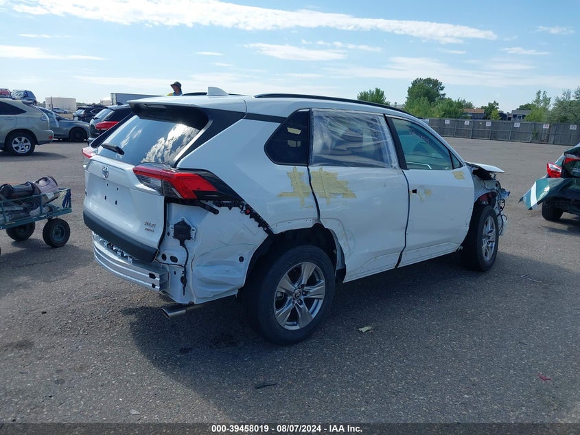 VIN 2T3P1RFV5NW278026 2022 TOYOTA RAV4 XLE
