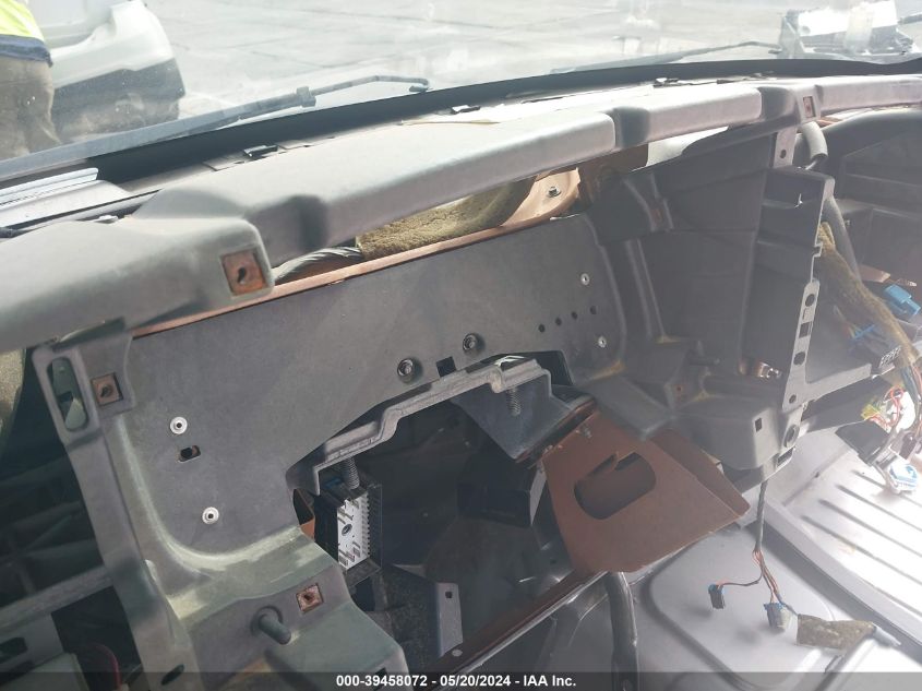 2000 Chevrolet Silverado 1500 Ls VIN: 2GCEC19V1Y1299886 Lot: 39458072