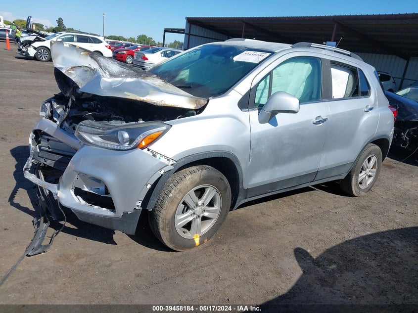 VIN KL7CJPSB3JB673840 2018 CHEVROLET TRAX LT