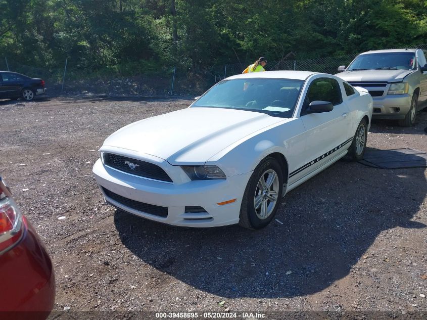 2014 Ford Mustang V6 VIN: 1ZVBP8AM5E5212422 Lot: 39458695