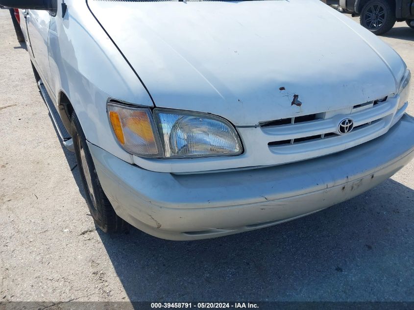 1999 Toyota Sienna Le VIN: 4T3ZF13C0XU114006 Lot: 39458791