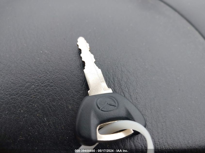 1999 Mazda Mx-5 Miata Leather Pkg/Popular Equipment Pkg/Sports Pkg/Touring Pkg VIN: JM1NB3536X0131867 Lot: 39458880