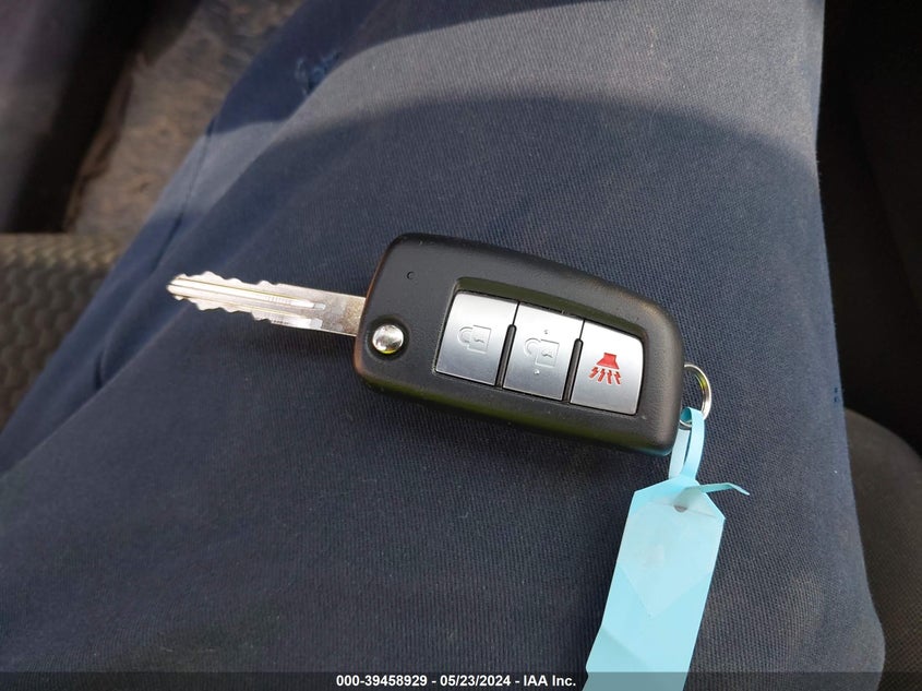 2017 Nissan Rogue Sport S VIN: JN1BJ1CP4HW013561 Lot: 39458929