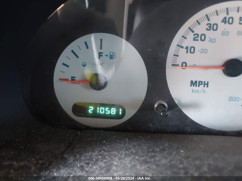 2002 Dodge Caravan Se VIN: 1B4GP25332B697399 Lot: 39458969