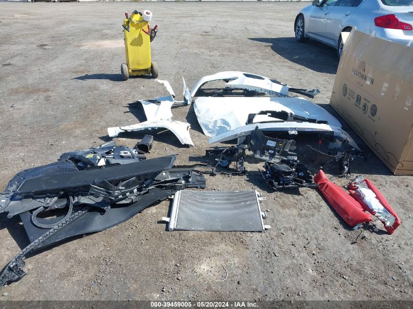 2024 BMW M4 Competition xDrive VIN: WBS33BA00RCN86833 Lot: 39459005