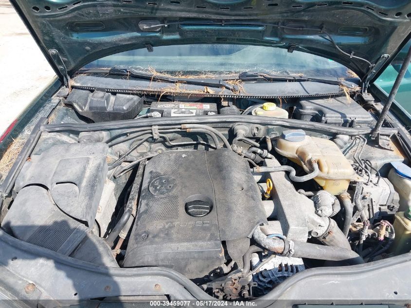 2000 Volkswagen Passat Gls VIN: WVWMA23B0YP295899 Lot: 39459077