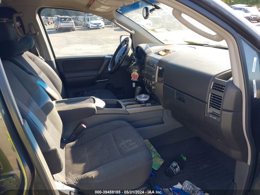 2005 Nissan Armada Se/Le VIN: 5N1AA08B35N701516 Lot: 39459185