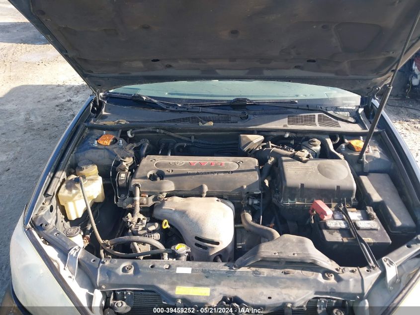 2004 Toyota Camry Le VIN: 4T1BE32K24U869557 Lot: 39459252