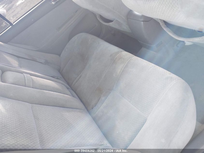 2004 Toyota Camry Le VIN: 4T1BE32K24U869557 Lot: 39459252